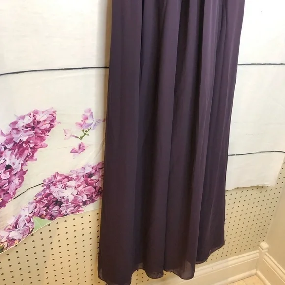 Bill Levkoff | 1147 Illusion Sweetheart Neck Gown - Picture 9 of 10